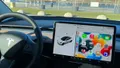 Tesla otomobillerde Apple CarPlay dönemi başlıyor: Kapalı ekosistemden stratejik dönüş