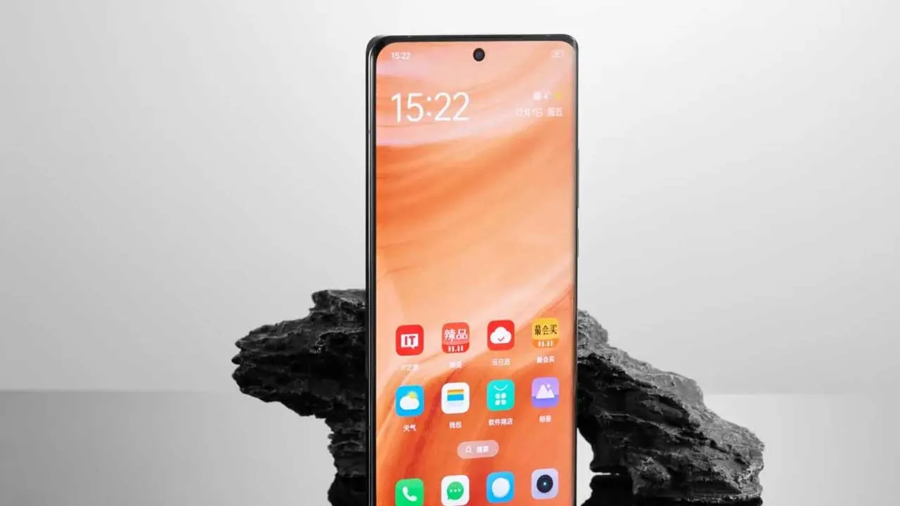 Realme UI 6 testleri başladı: 7 model resmi sürüme yükseltildi