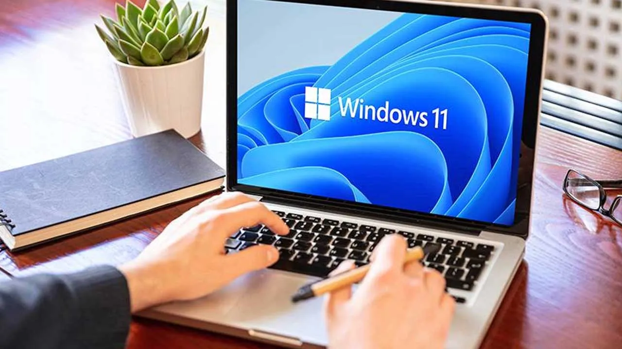 Bir geliştirici, 184 MB RAM ile Windows 11’i çalıştırdı: İşte püf noktası