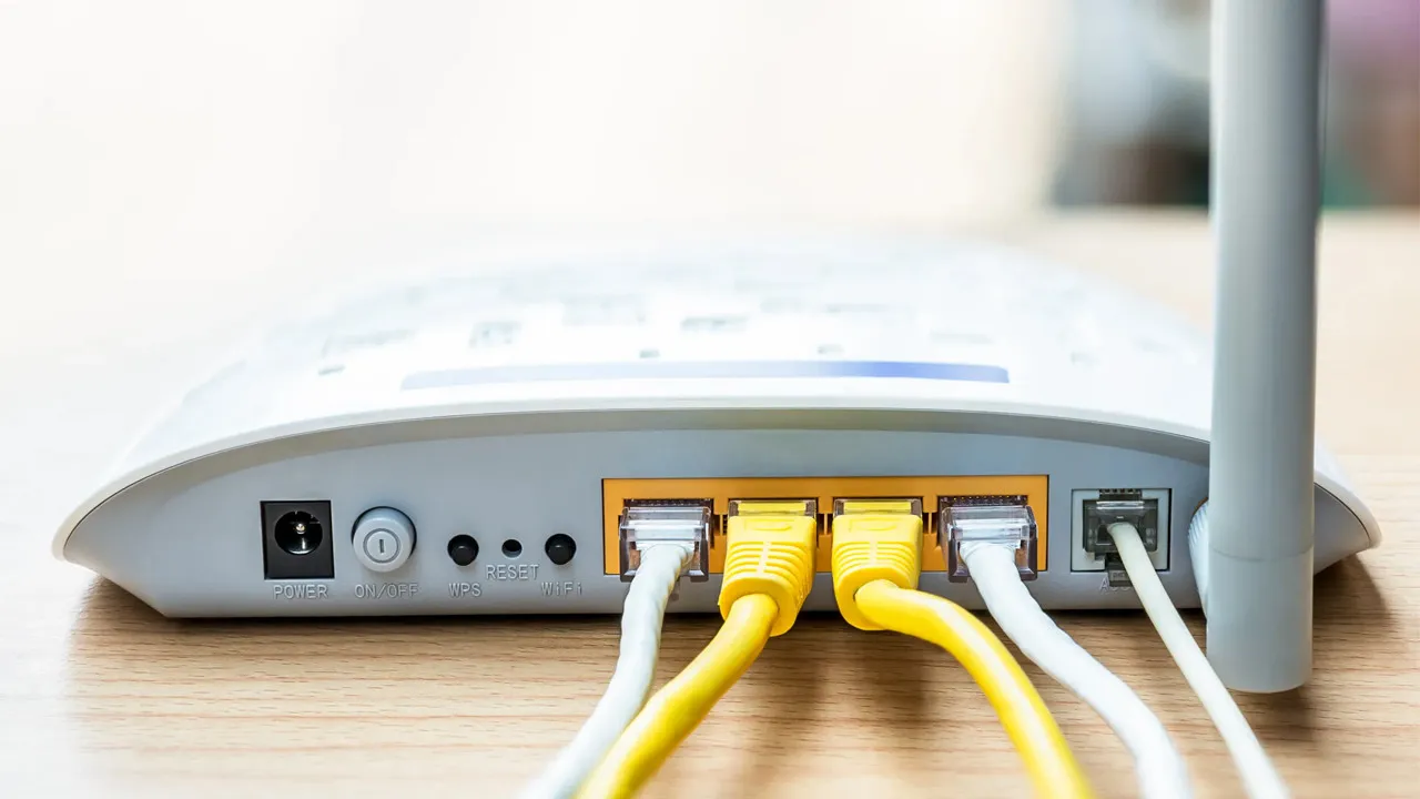 Sinyal güçlendiricileri unutun. Wifi hızlarını birkaç püf noktayla ikiye katlayın.