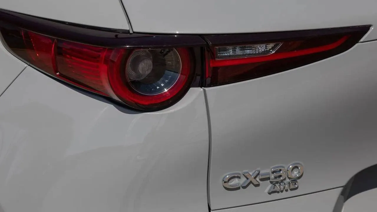 Japon otomobil devi Mazda bombayı patlattı: Yeni benzinli model Çinliler’in kökünü kazıyacak - Resim: 4