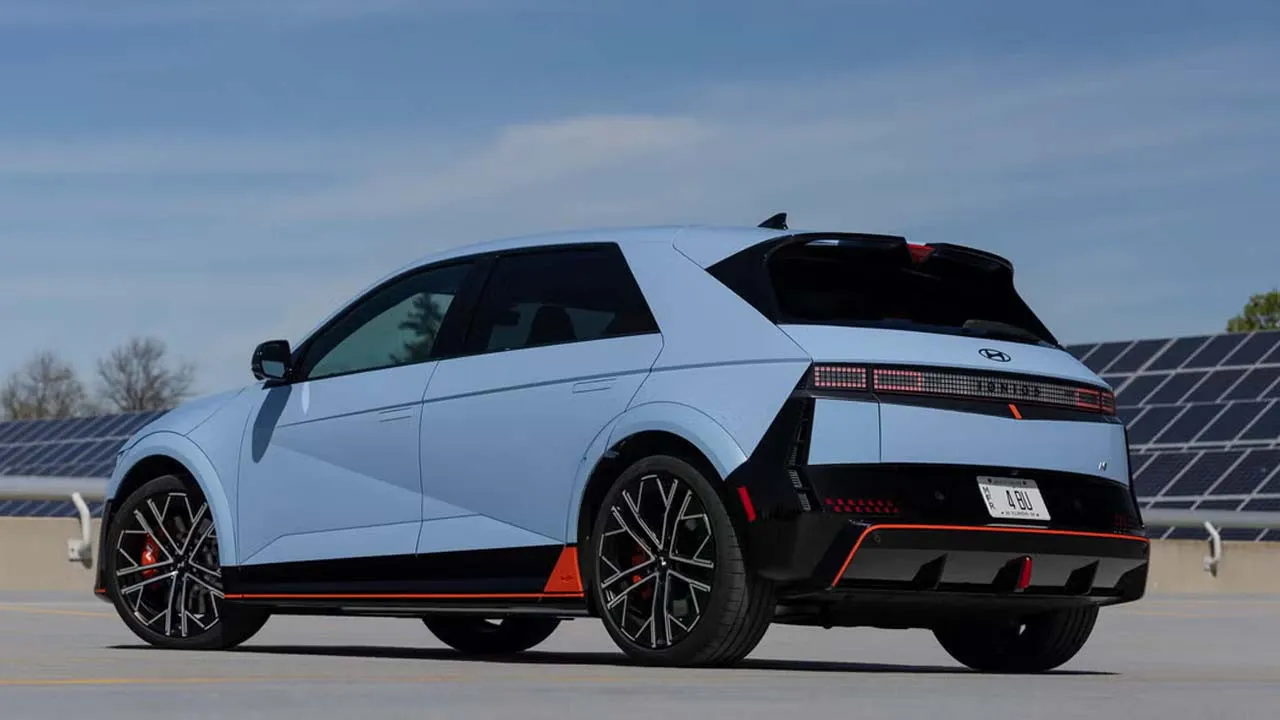 Tesla yerine satın alınabilecek en iyi 10 elektrikli otomobil - Resim: 11