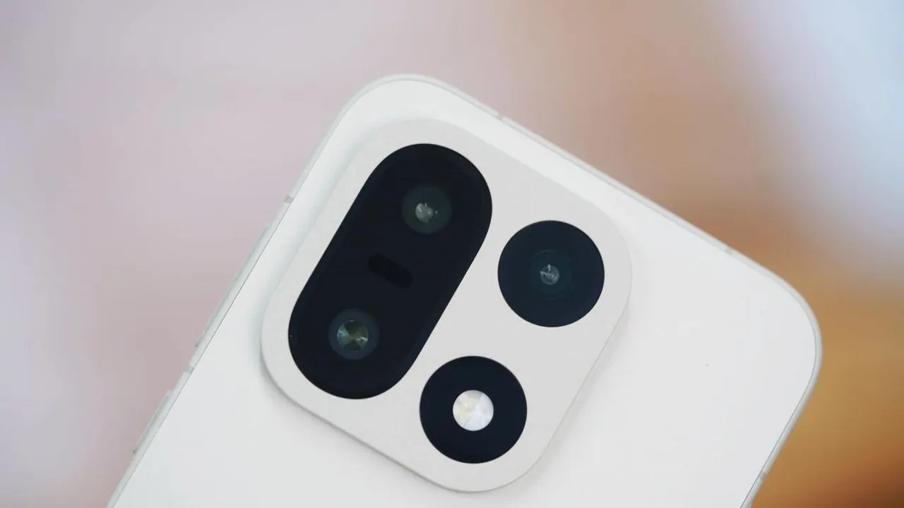 165 Hz ekranlı ilk amiral gemisi: OnePlus 15- foto galeri - Resim: 8