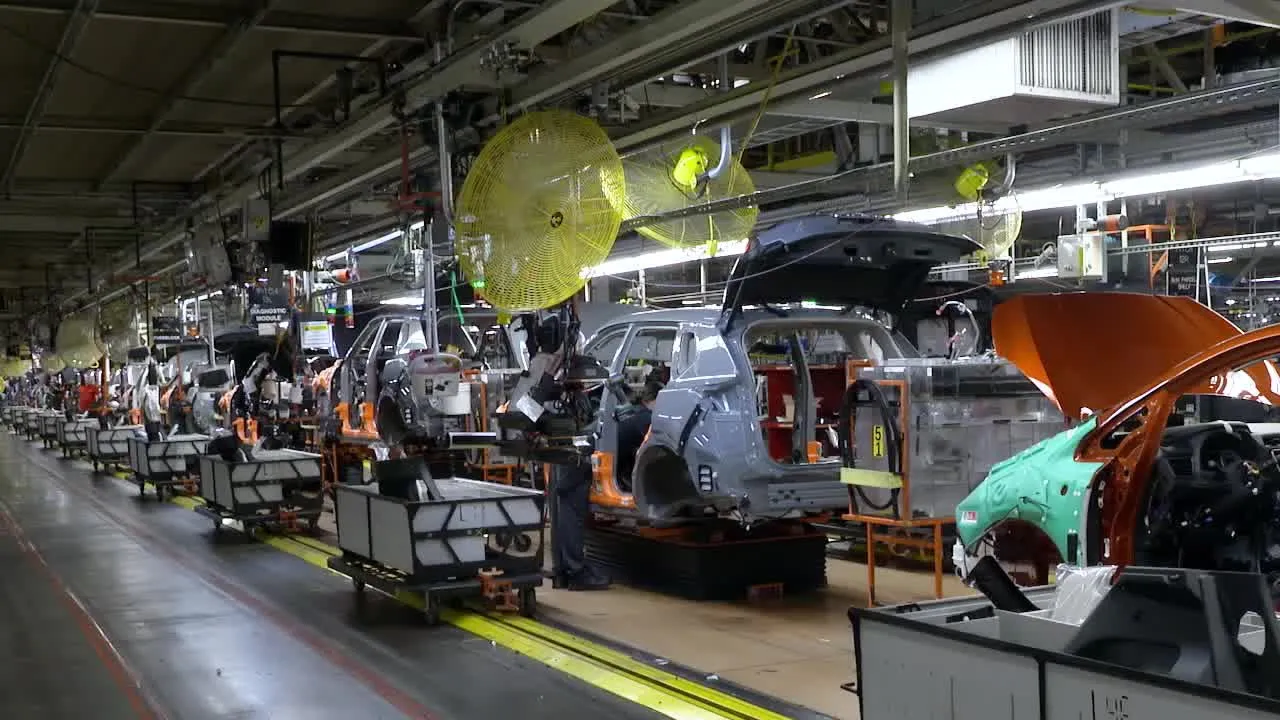 Fabrikalar tek tek kapanıyor: Otomobil devi bir modelin üretimini de sonlandırıyor - Resim: 2