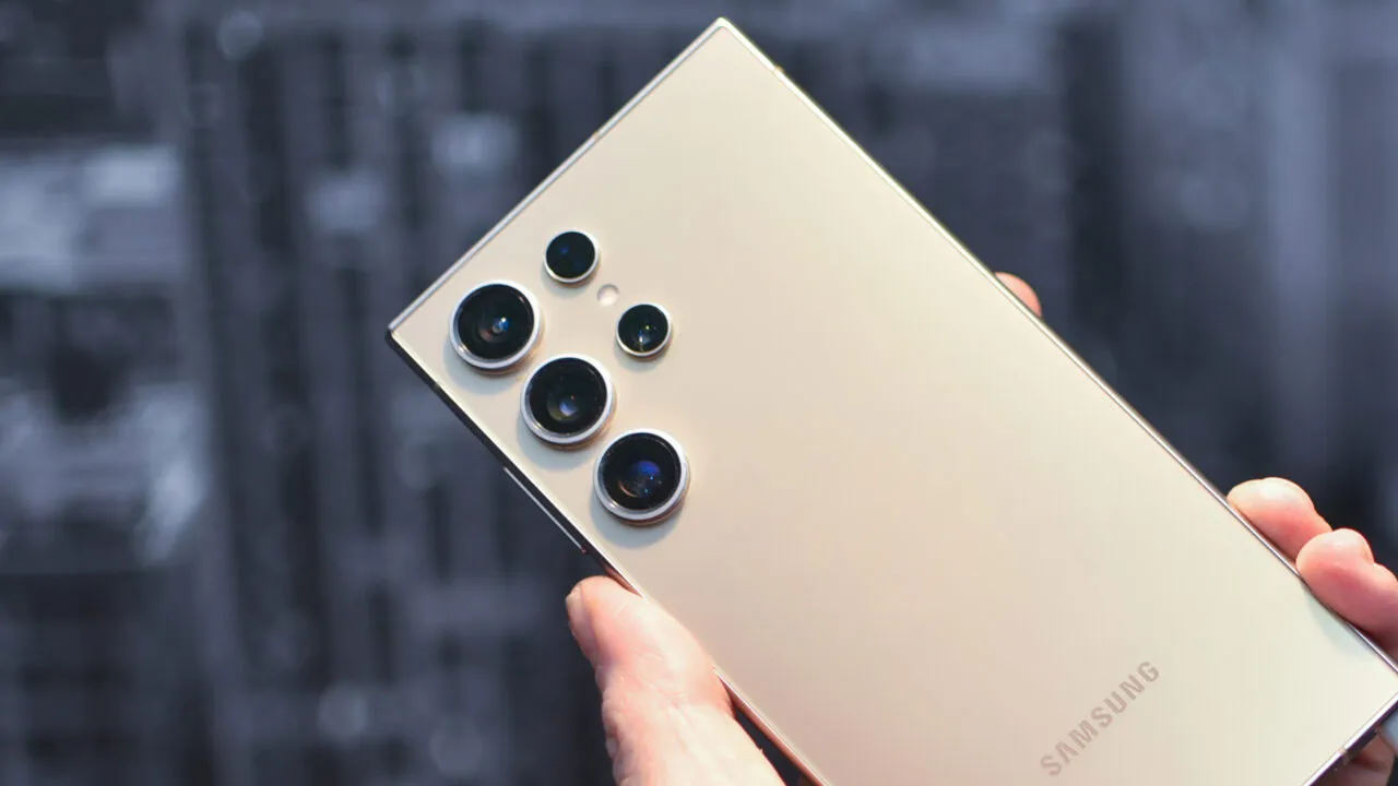 En iyi ekranlı telefonlar belli oldu - Kasım 2025 - Resim: 3