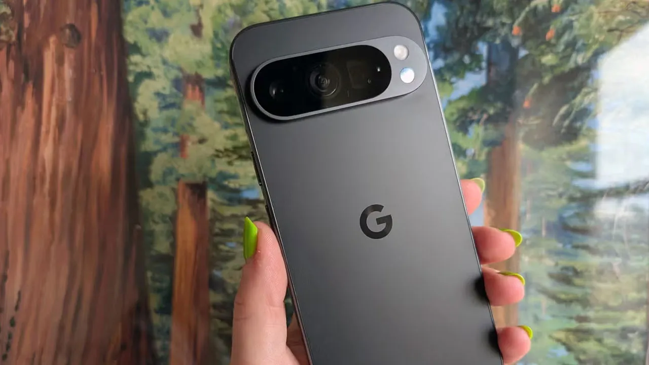 En iyi ekranlı telefonlar belli oldu - Kasım 2025 - Resim: 5