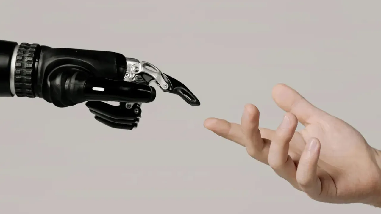 Samsung, insansı robot yarışına giriyor: Prototip “çok yakında”