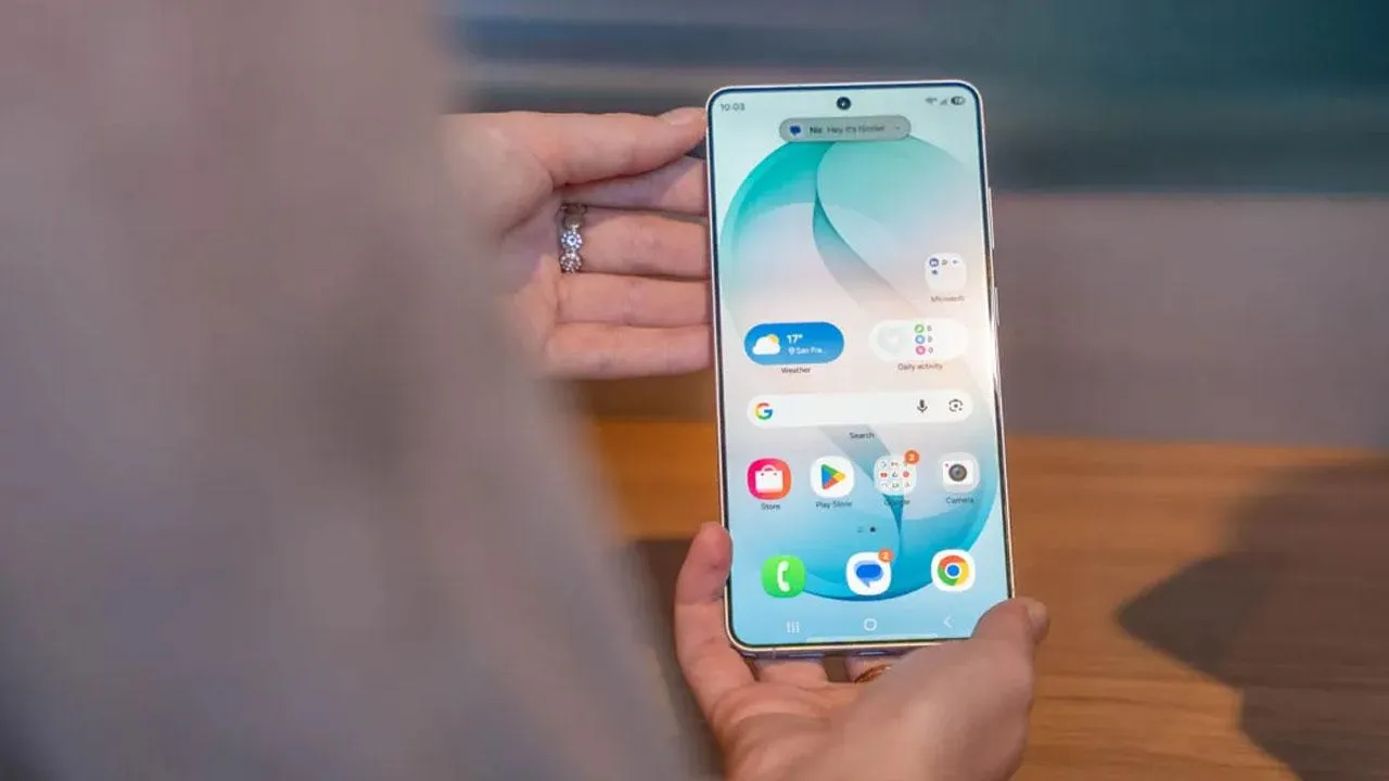 Galaxy S26 Ekranında Renk Krizi: Samsung Ne Dedi, Ne Çıktı?