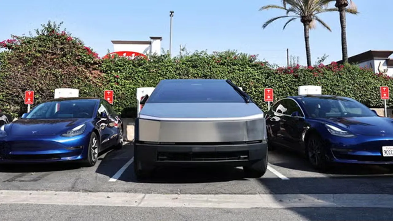 Dünyanın en çok satan elektrikli otomobil markası olmak, her zaman her şeyin iyi gideceği anlamına gelmiyor. Tesla’nın…