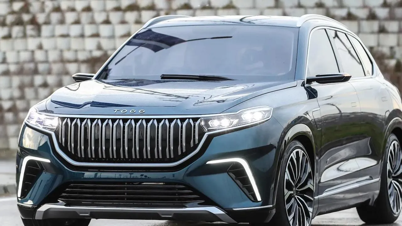 Markanın SUV ve ilk otomobili olan T10X, 2 bin 939 adetle listenin başında yer alırken T10F 1.947 satışla ikinciliği KIA…