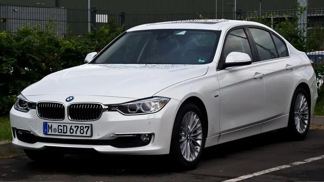 BMW 1 ve 3 Serisi – N47 Dizel Opel Astra’ya ek olarak BMW'nin N47 dizel motoru güçlü performansı ve düşük yakıt tüketimiyle…