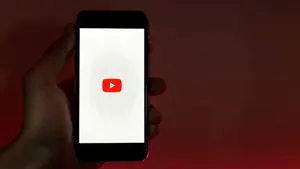 YouTube düğmeye bastı: Uygun fiyatlı reklamsız paket yolda! İlk bu ülkelere gelecek
