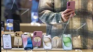 iOS 19 ile pil sorunu tarih olacak. Apple çareyi yapay zekada buldu; şarj daha uzun dayanacak