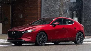 Mazda Türkiye Yolunda: Efsane Geri mi Dönüyor?