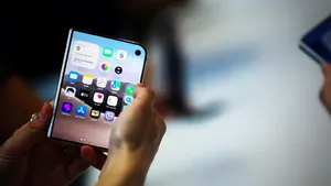 katlanabilir iphone duo