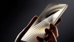 Xiaomi'nin Bir Numarası Redmi Turbo 4'ü Canlı Canlı Gösterdi