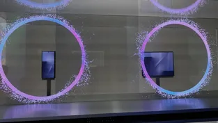 Samsung'un üçe katlanabilen telefonu kanlı canlı görüntülendi: Mobil pazarda taşlar yerinden oynayacak