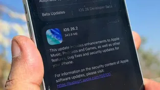 iPhone’unuz Artık "Sessizce" Bağıracak: iOS 26.2 ile Gelen Gizli "Ekran Flaşı" Ayarı Nasıl Açılır?