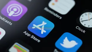 iPhone sahipleri buna alışsa iyi olur: Apple 2026'da o alanı reklamla dolduracak!