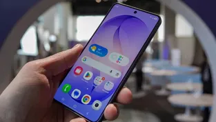 “Gözlerim yoruldu”: Galaxy S26 Ultra’ya tepki yağıyor! Yeni özellik eleştiri yağmuruna tutuldu