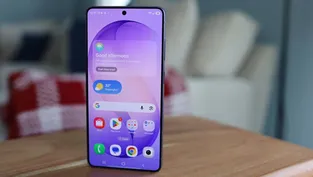 One UI 8.5 dağıtıma başlamadan One UI 9 testleri başladı: Samsung sunuculara yükledi