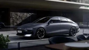 Yeni Hyundai IONIQ 6 Türkiye'de: 18 Dakikada Şarj Olan Elektrikli Otomobil
