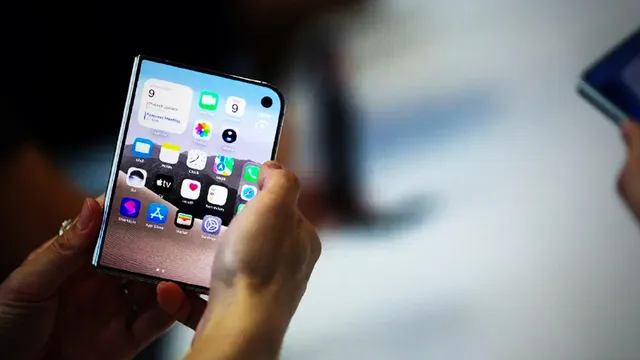 katlanabilir iphone duo