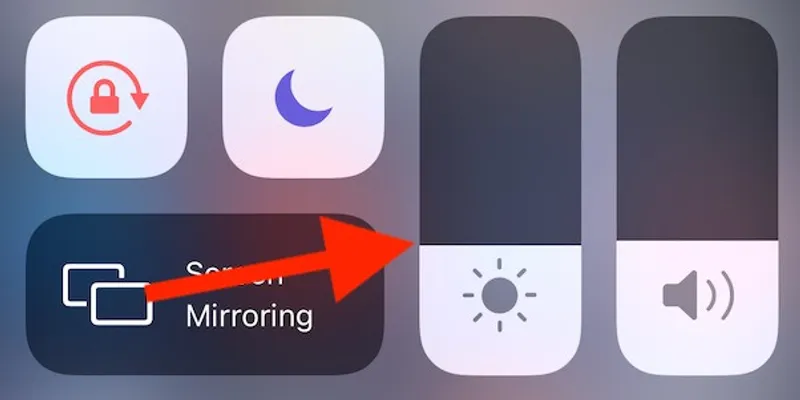 iPhone’da ekran parlaklığı kendi kendine düşüyor mu? İşte çözmenin en etkili yolları