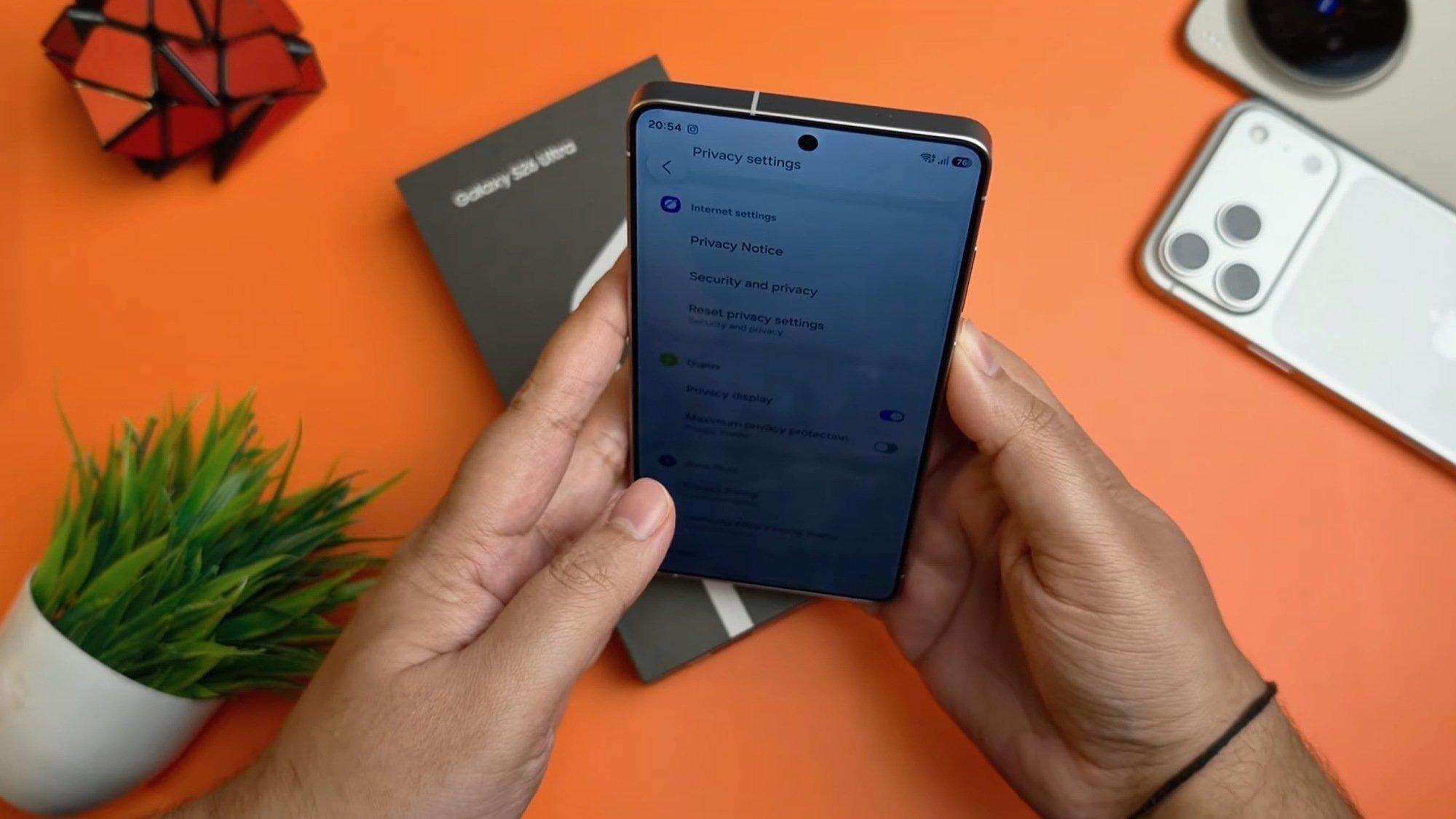 Galaxy S26 Ultra satışa çıkmadan kutusu açıldı: İşte ilk deneyimler