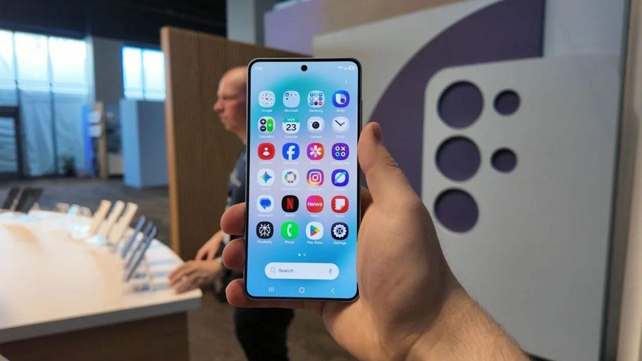 iPhone 17'de olup Galaxy S26'da olmayan tüm özellikler
