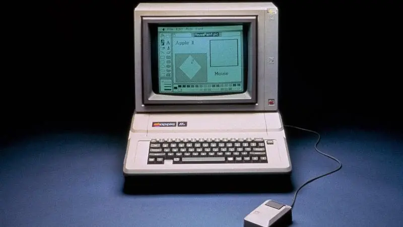 Apple 50 Yaşında: Bir Garajdan Dünyanın Zirvesine
