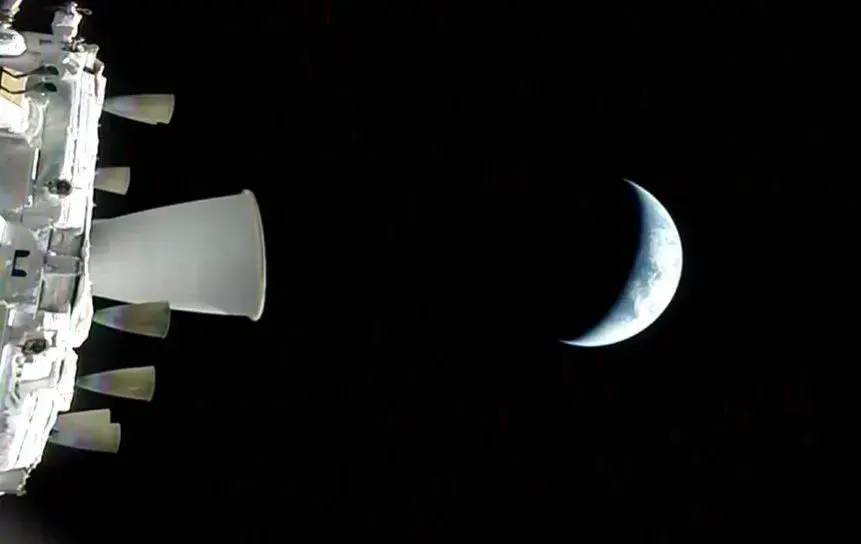 Artemis II Dünyayı Hilal Şeklinde Görüntüledi: 50 Yıl Sonra Bir İlk